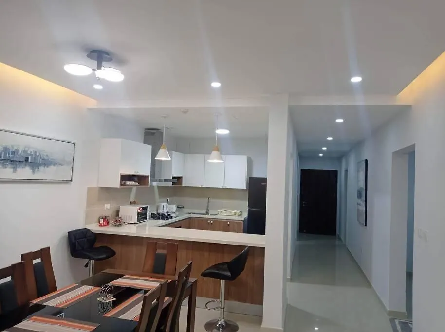 Lovely Apt 2Bd 2Ba+Dsq - Walking Dist To Un-Eca, Addis Ababa Apartment